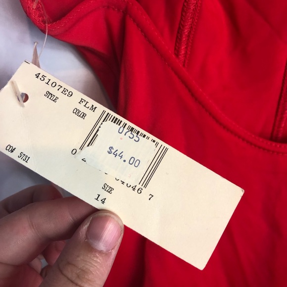 Adrienne Vitradini 14 red Vtg 90s NWT 1 piece suit - Picture 5 of 8